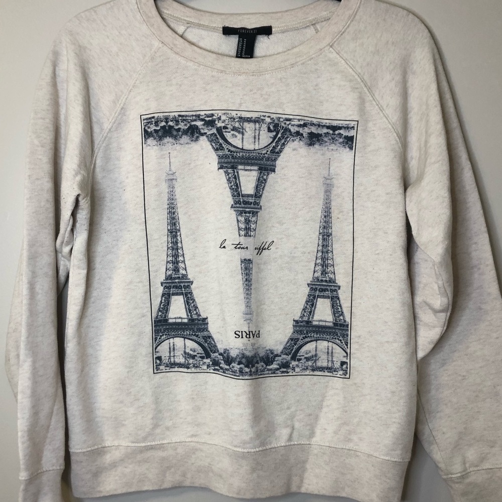COZY GRAPHIC SWEATER